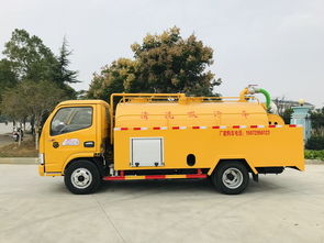 東風(fēng)多利卡清洗吸糞車發(fā)車山東煙臺