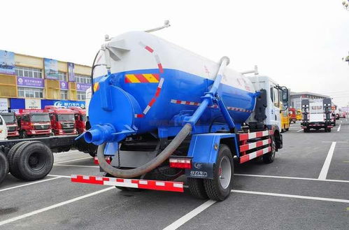 鎮(zhèn)江市多利卡D9新款10噸東風(fēng)吸污車(chē)參數(shù)與價(jià)格解析